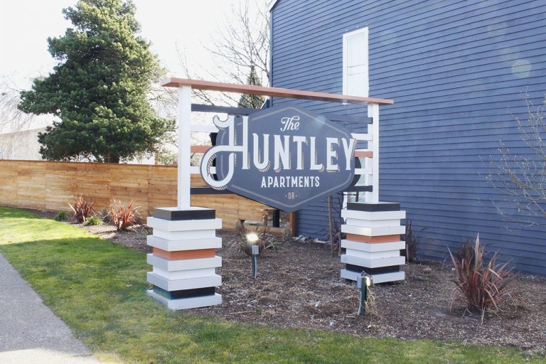 The Huntley Apartments - Thumbnail