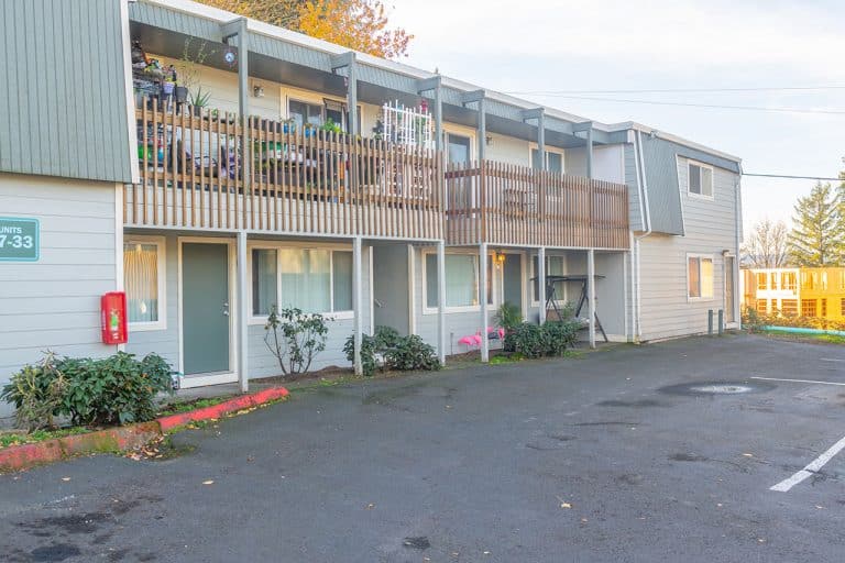 Tigard Apartments | Studio's & 2-Bedrooms | York : Trion Living